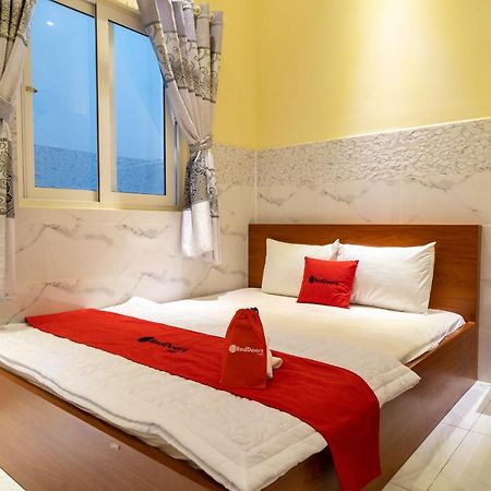 Reddoorz Near Etown 4 Hotel Ho Chi Minh-Byen Eksteriør billede