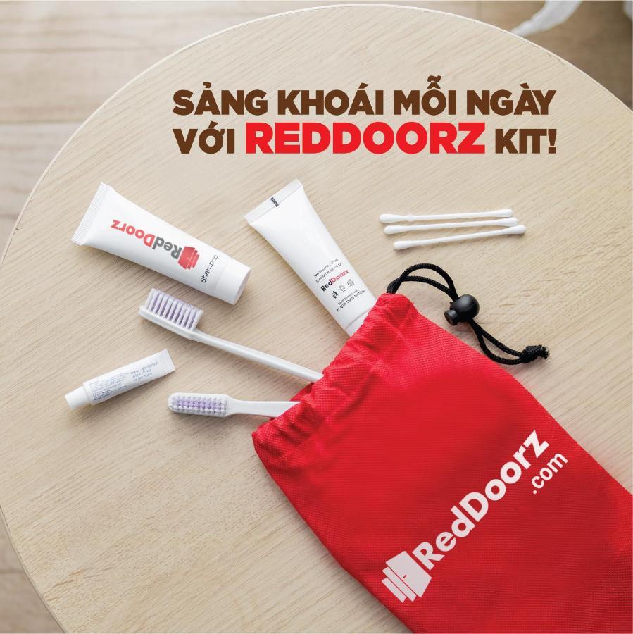Reddoorz Near Etown 4 Hotel Ho Chi Minh-Byen Eksteriør billede