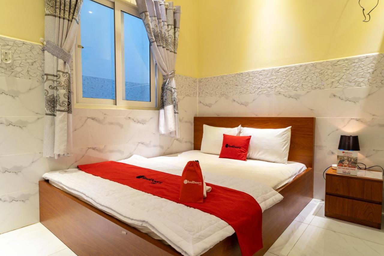 Reddoorz Near Etown 4 Hotel Ho Chi Minh-Byen Eksteriør billede