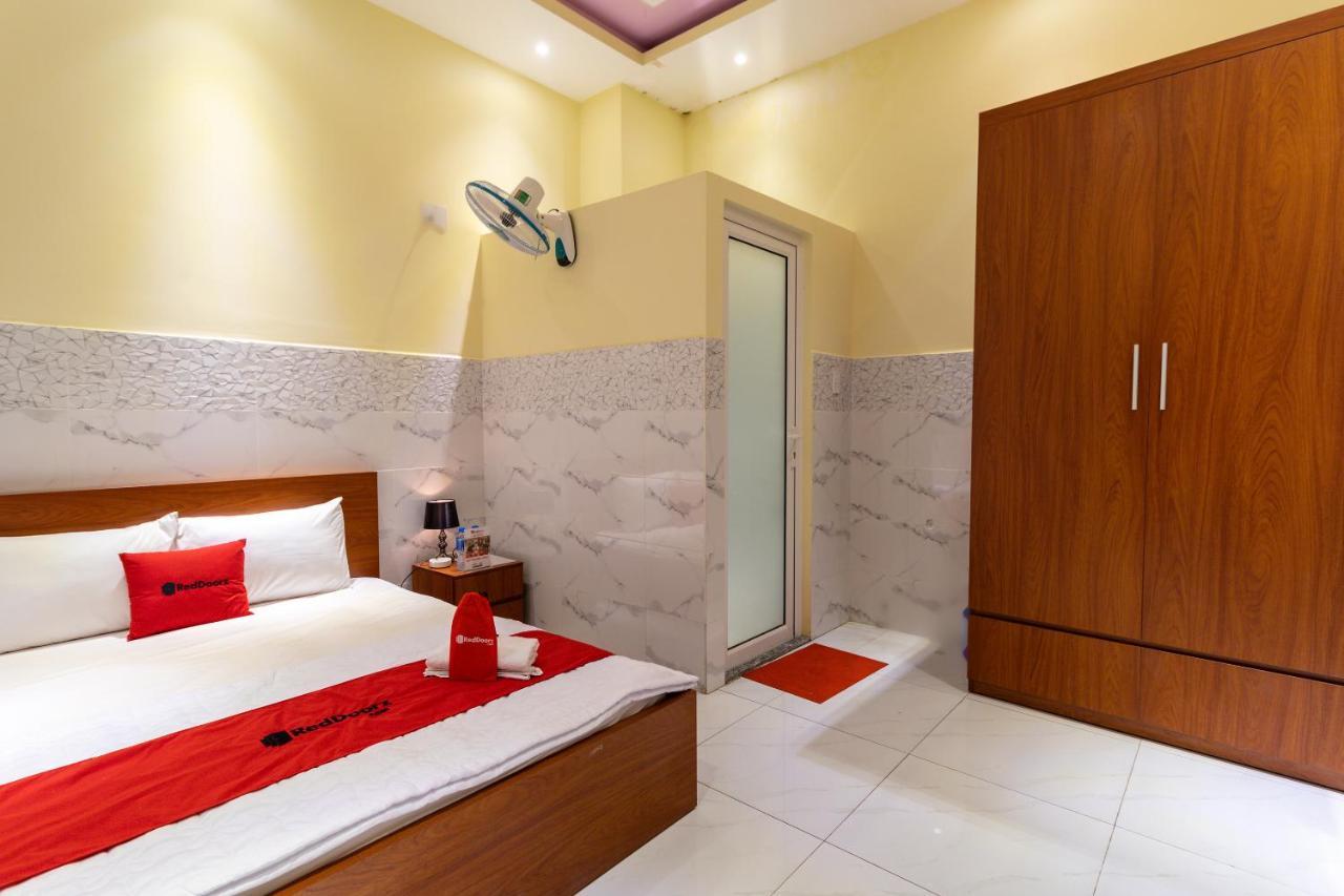 Reddoorz Near Etown 4 Hotel Ho Chi Minh-Byen Eksteriør billede